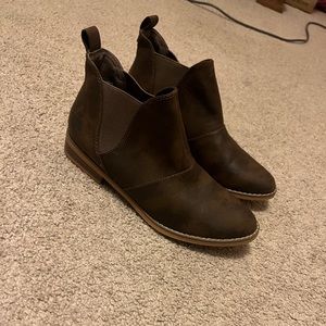 women booties size 9.5